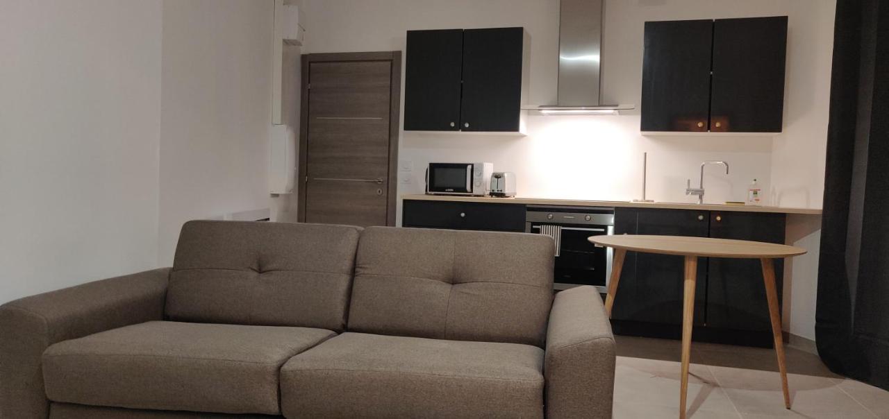 Appartement Confort Equipe Au Coeur De Béziers Kültér fotó