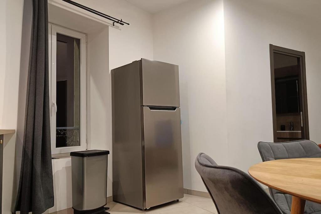 Appartement Confort Equipe Au Coeur De Béziers Kültér fotó