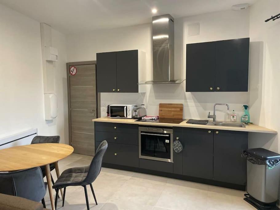 Appartement Confort Equipe Au Coeur De Béziers Kültér fotó